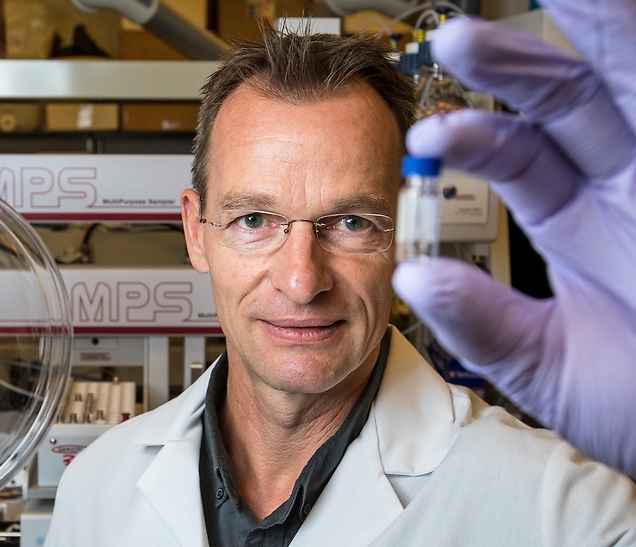 Rolf Halden in his research lab